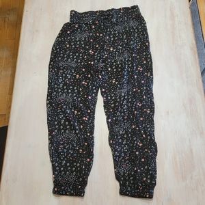 NWT Aeropostale Smocked Waistband Floral Jogger